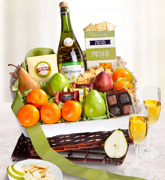 Select Sonoma Fruit & Gourmet Gift Basket